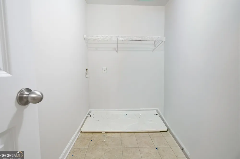 5140 Meridian LN Alpharetta, GA 30022