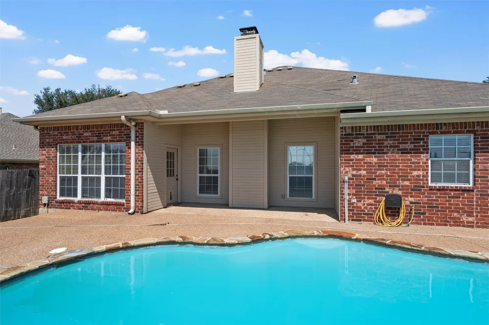 217 Keswick Drive Hewitt, TX 76643