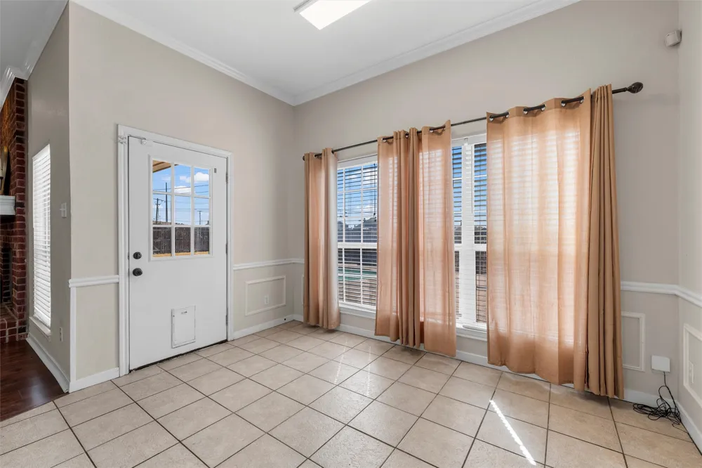 217 Keswick Drive Hewitt, TX 76643