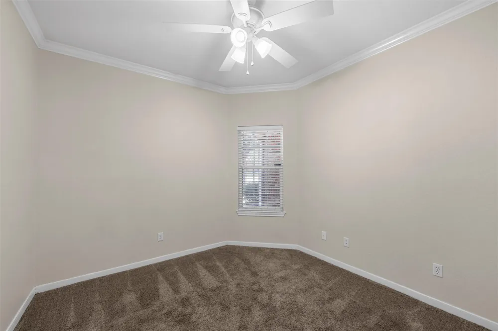217 Keswick Drive Hewitt, TX 76643