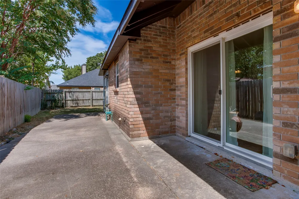 1114 Brewer Drive Cedar Hill, TX 75104