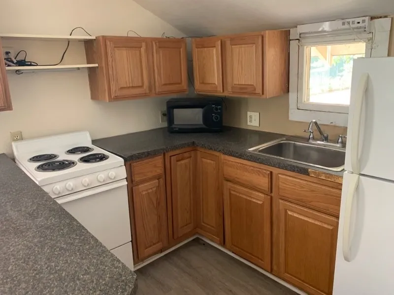 1174 Vine #Gar Abilene, TX 79602