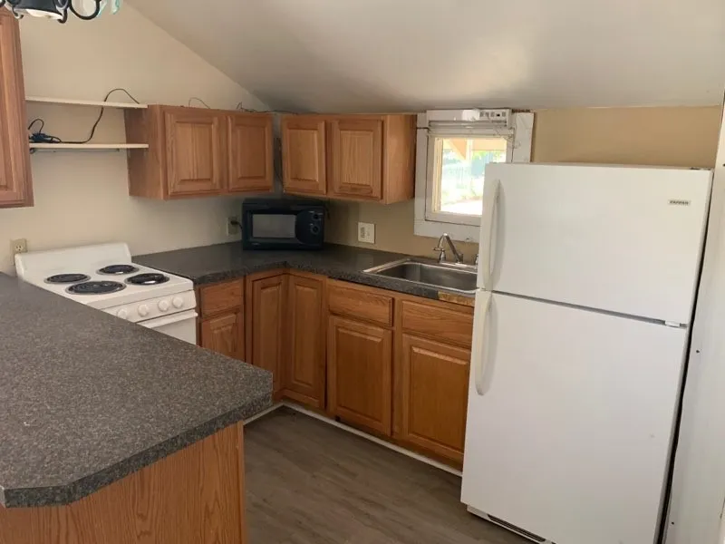 1174 Vine #Gar Abilene, TX 79602