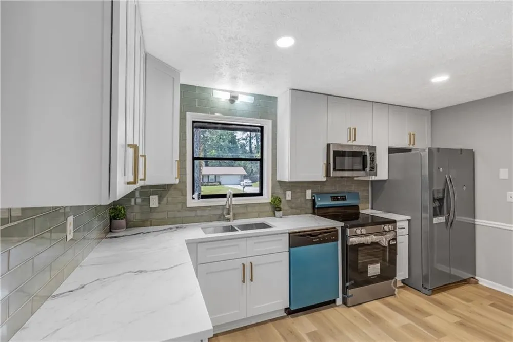 7548 Lowilla Lane Lithonia, GA 30058