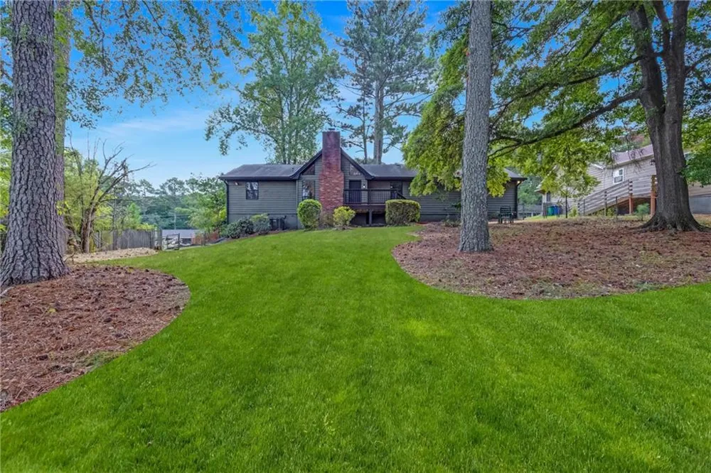 7548 Lowilla Lane Lithonia, GA 30058