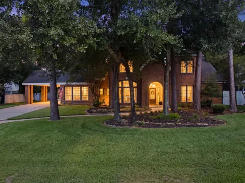 23 S Brokenfern Drive