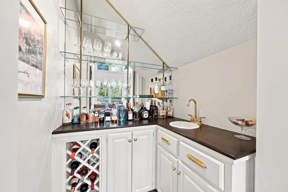 23 S Brokenfern Drive The Woodlands, TX 77380