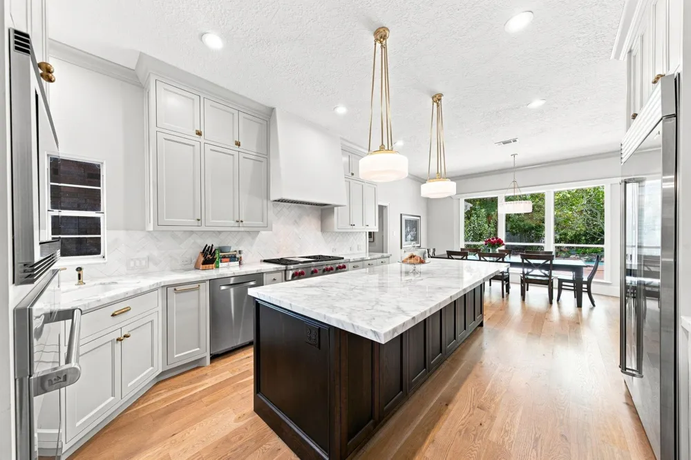 23 S Brokenfern Drive The Woodlands, TX 77380