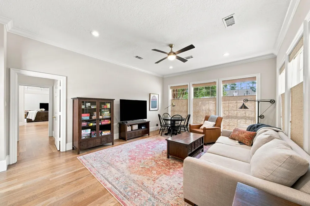 23 S Brokenfern Drive The Woodlands, TX 77380