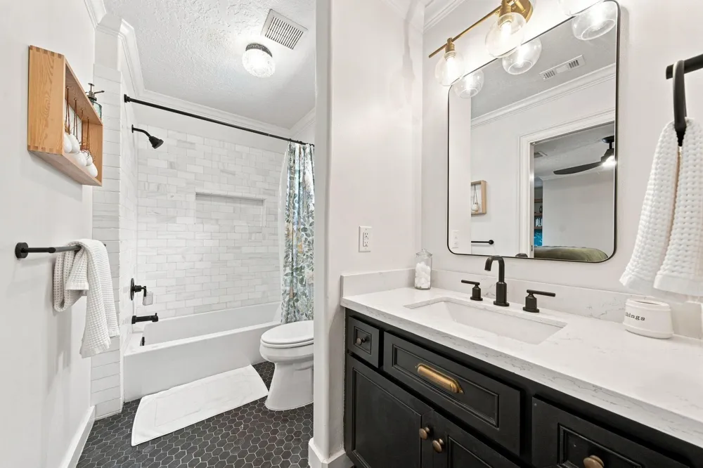 23 S Brokenfern Drive The Woodlands, TX 77380