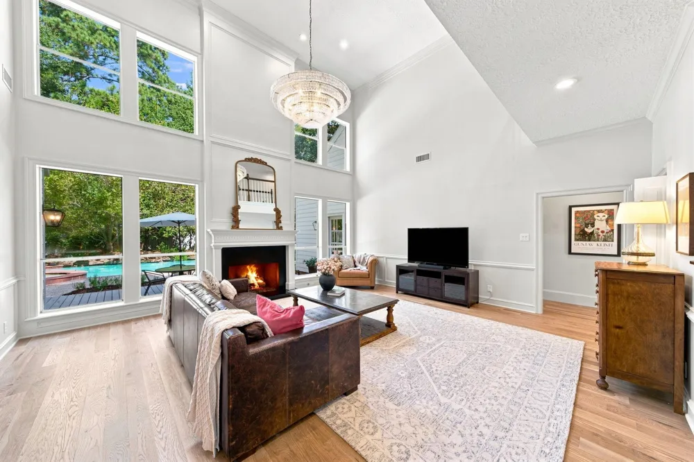 23 S Brokenfern Drive The Woodlands, TX 77380