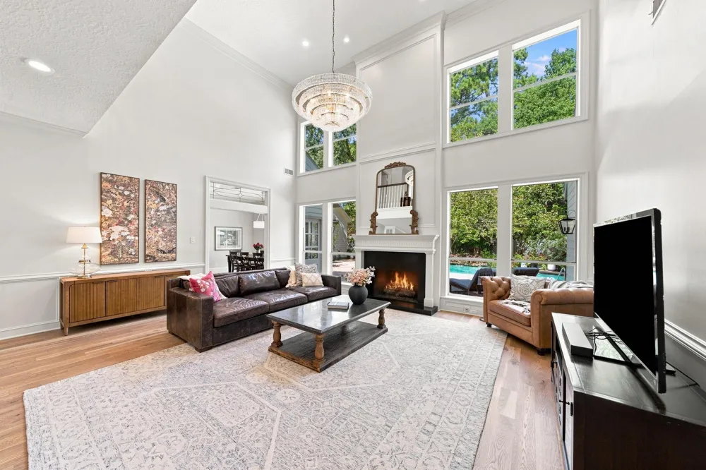 23 S Brokenfern Drive The Woodlands, TX 77380