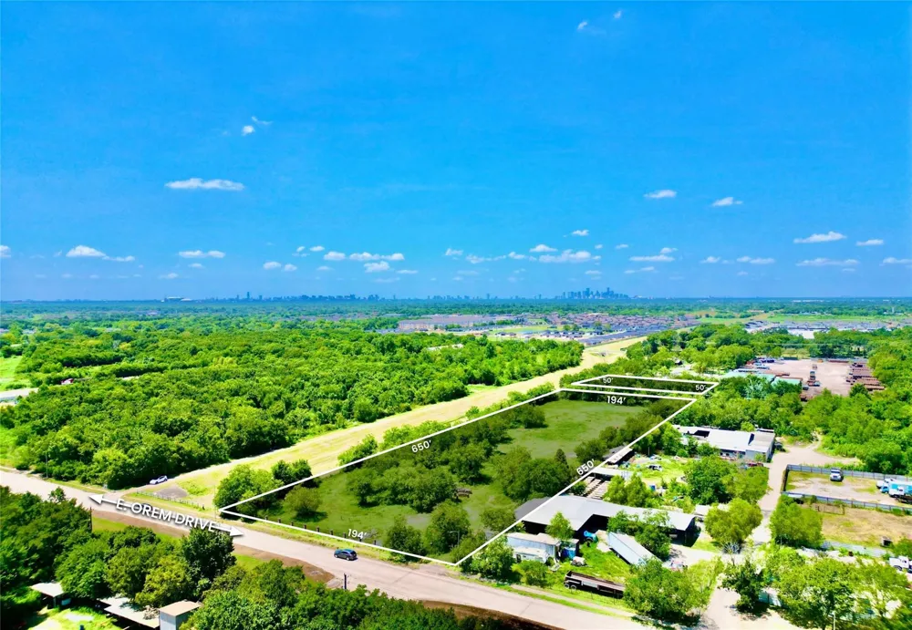 6315 E Orem Drive Houston, TX 77048