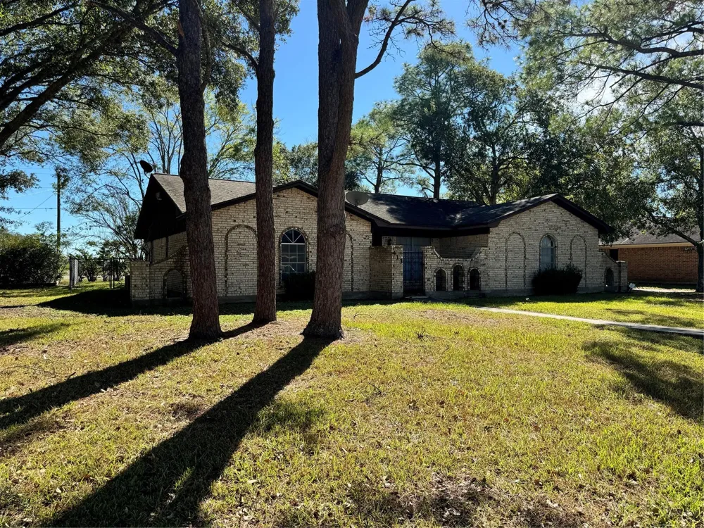 413 Elm Drive Ganado, TX 77962