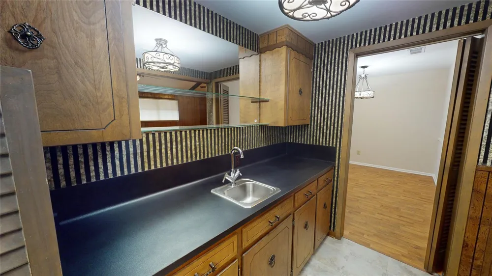 413 Elm Drive Ganado, TX 77962