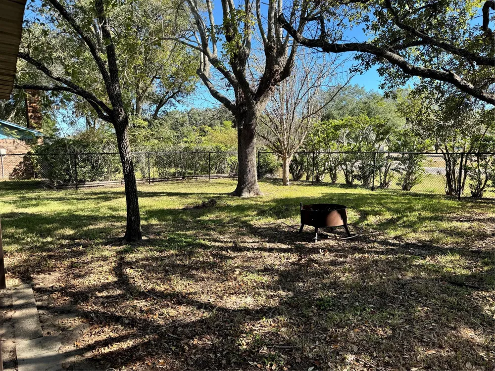 413 Elm Drive Ganado, TX 77962
