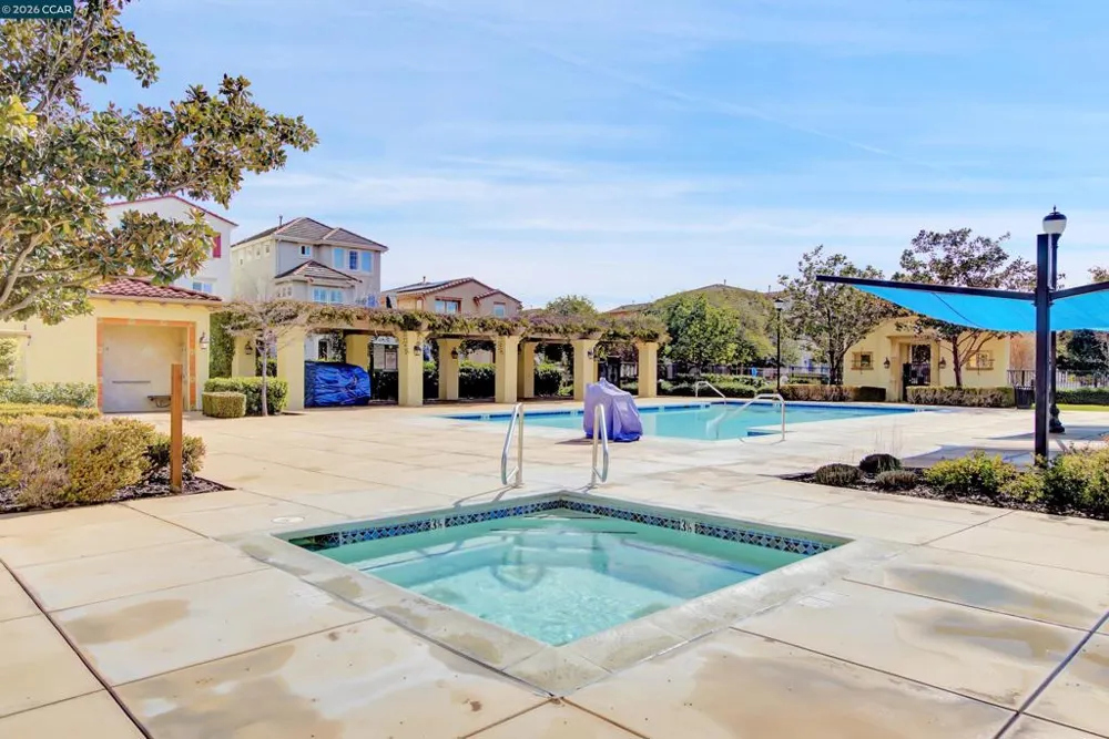 175 Selby Ln #7 Livermore, CA 94551