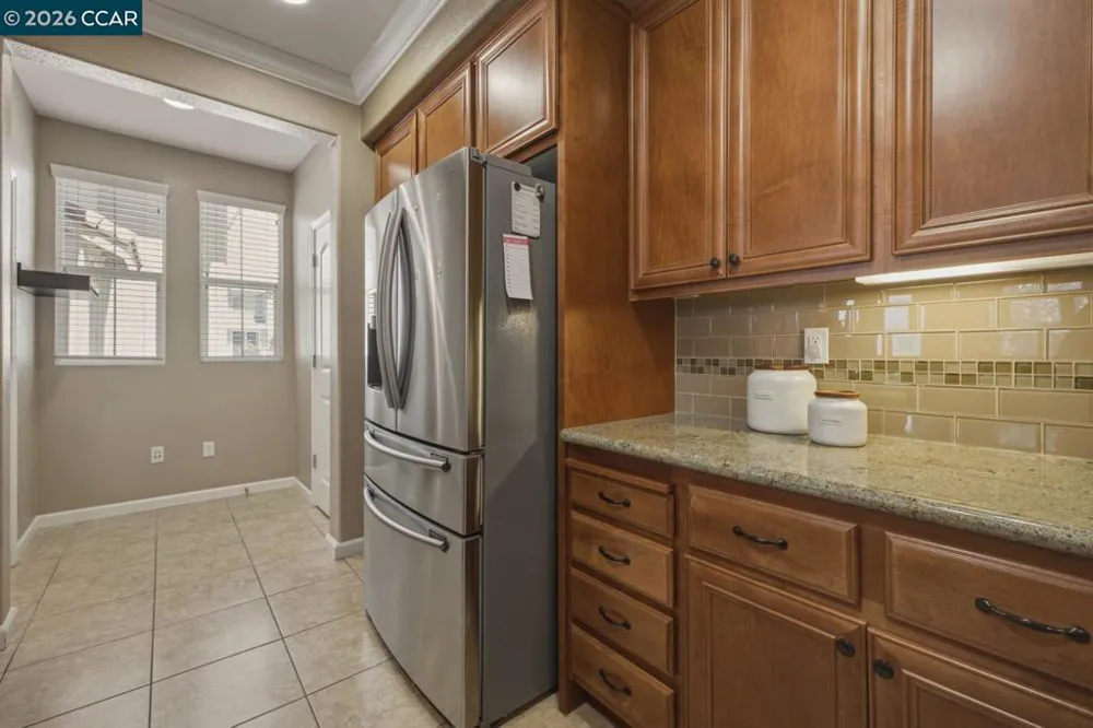 175 Selby Ln #7 Livermore, CA 94551