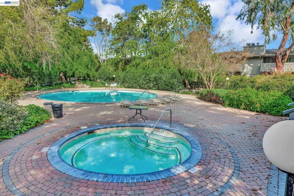 121 Buckingham Dr #25 Santa Clara, CA 95051