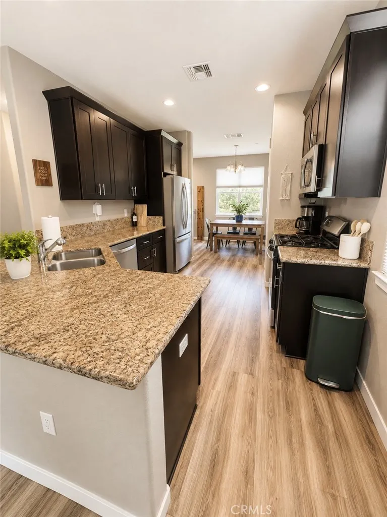 1912 Sand Dollar Linda, CA 95901