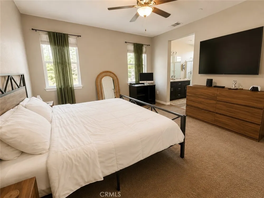 1912 Sand Dollar Linda, CA 95901