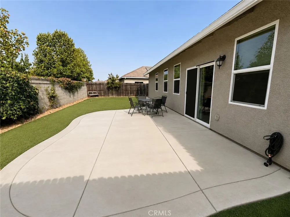 1912 Sand Dollar Linda, CA 95901