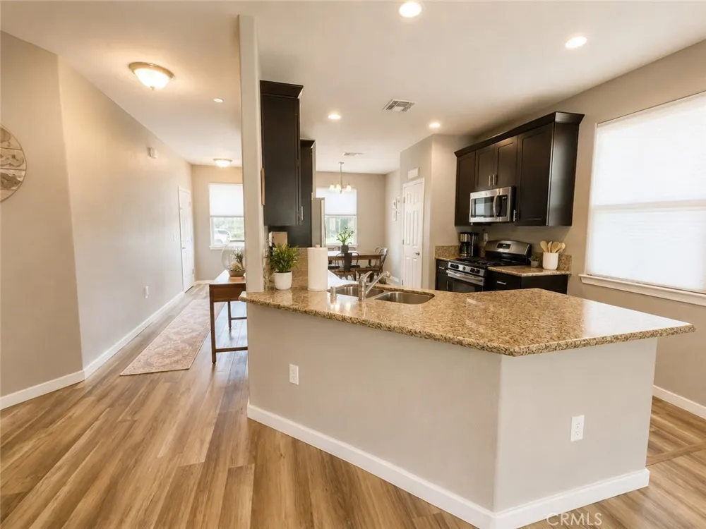 1912 Sand Dollar Linda, CA 95901