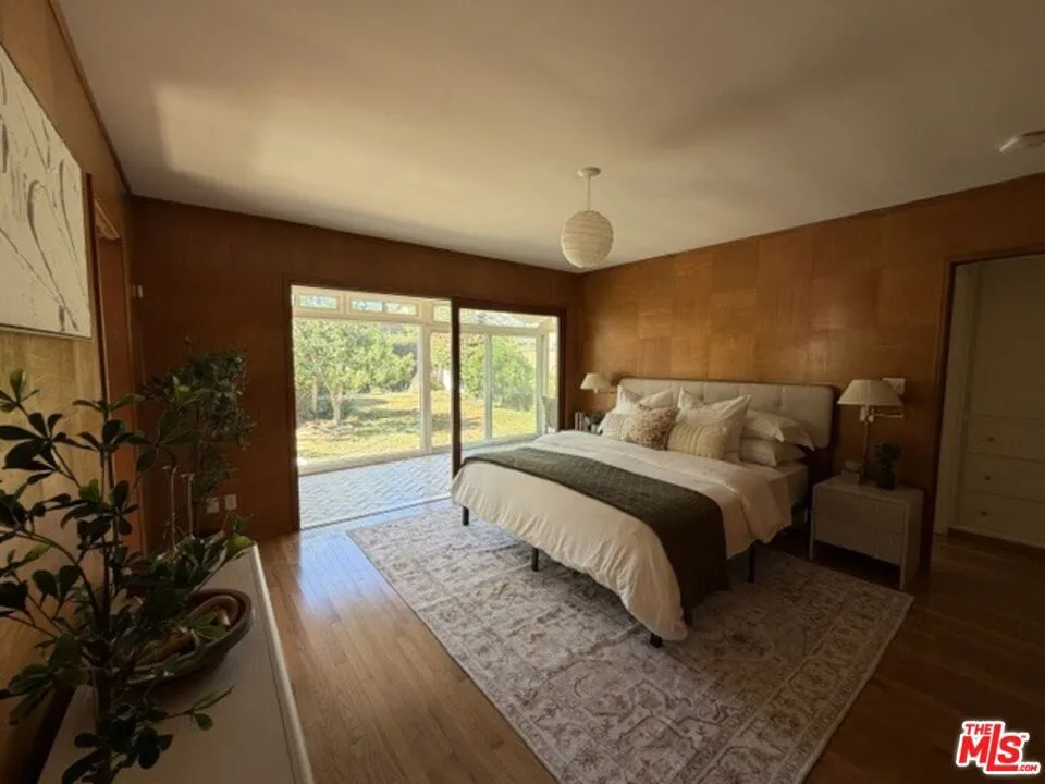 12207 Palms Boulevard Los Angeles, CA 90066