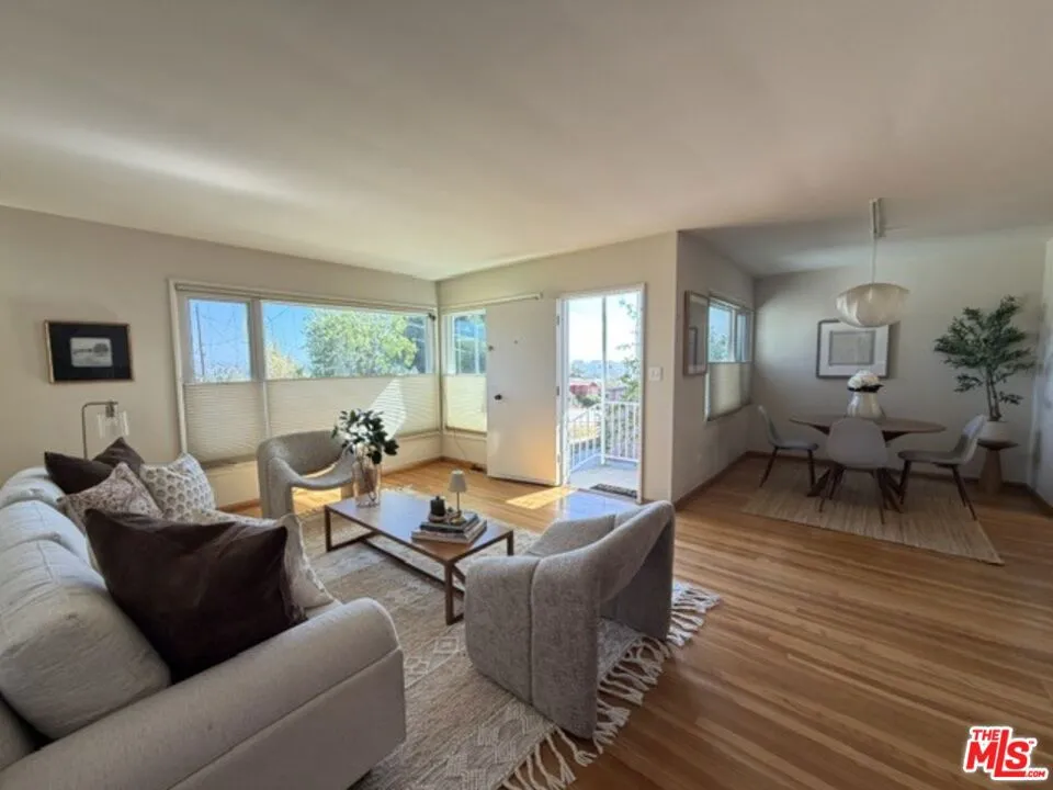12207 Palms Boulevard Los Angeles, CA 90066
