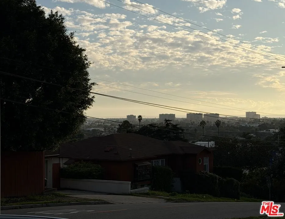 12207 Palms Boulevard Los Angeles, CA 90066