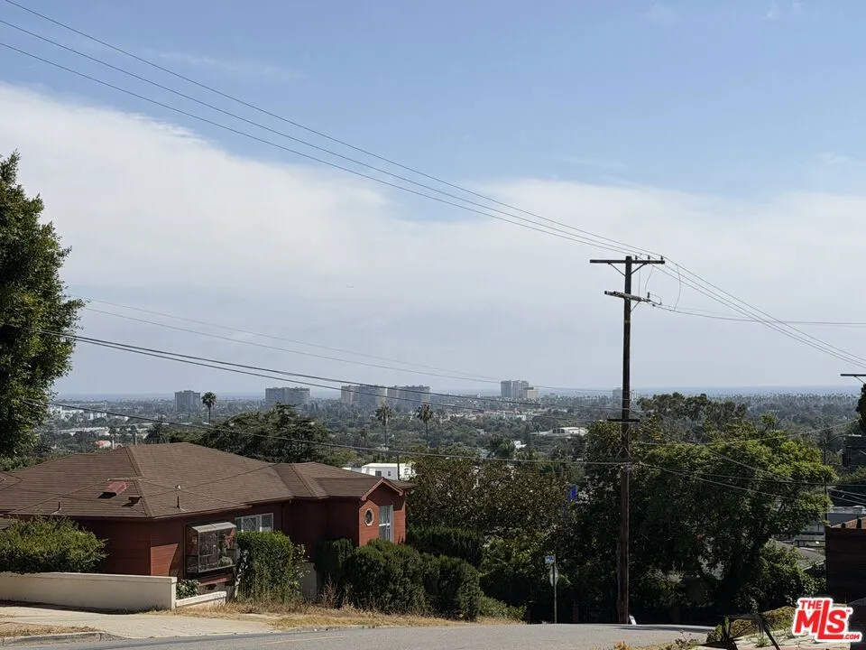 12207 Palms Boulevard Los Angeles, CA 90066