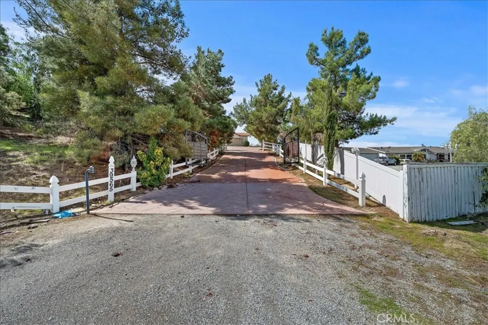 39565 Spanish Oaks Drive Temecula, CA 92592
