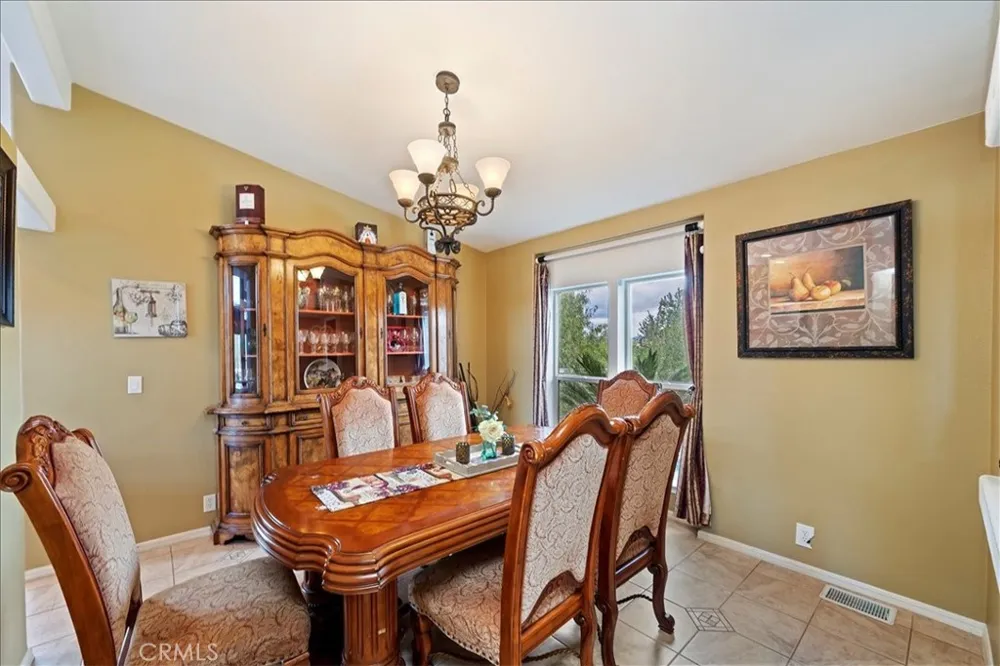 39565 Spanish Oaks Drive Temecula, CA 92592