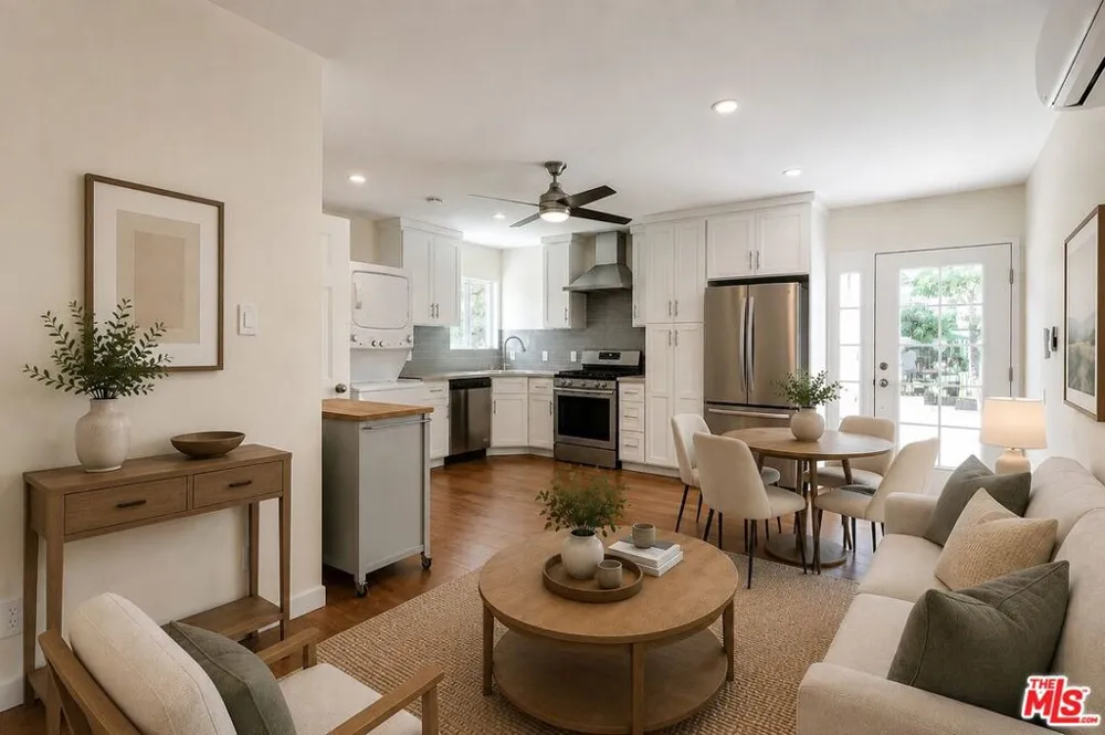 15905 Enadia Way Los Angeles, CA 91406