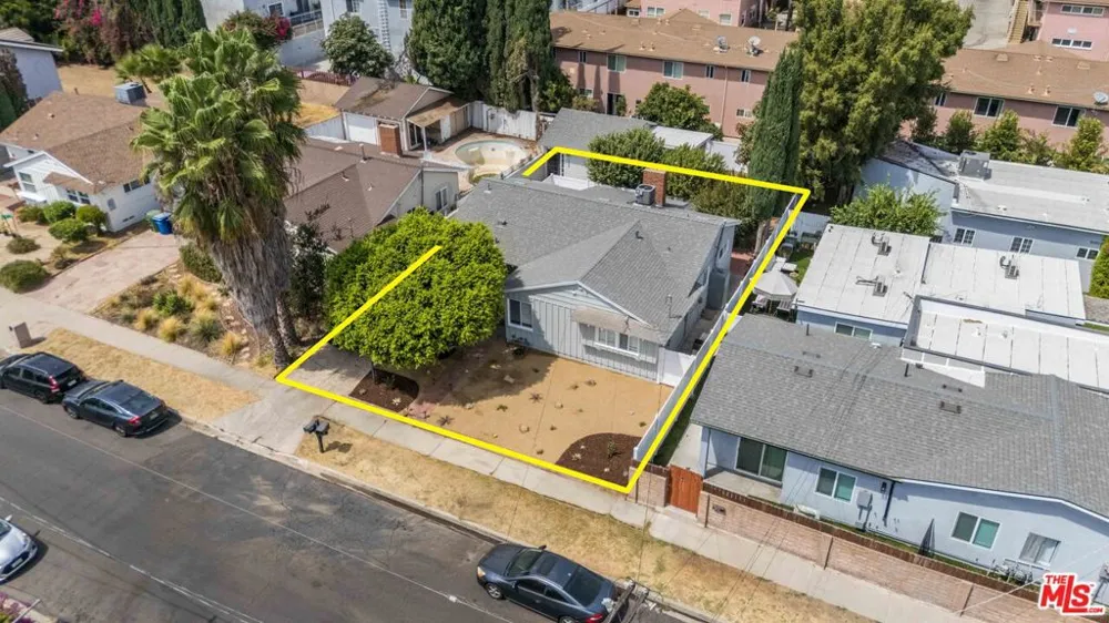 15905 Enadia Way Los Angeles, CA 91406