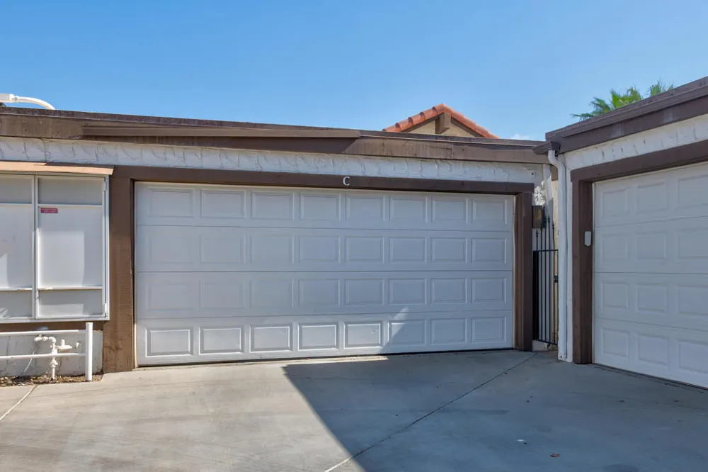 2367 Miramonte Circle W #C Palm Springs, CA 92264