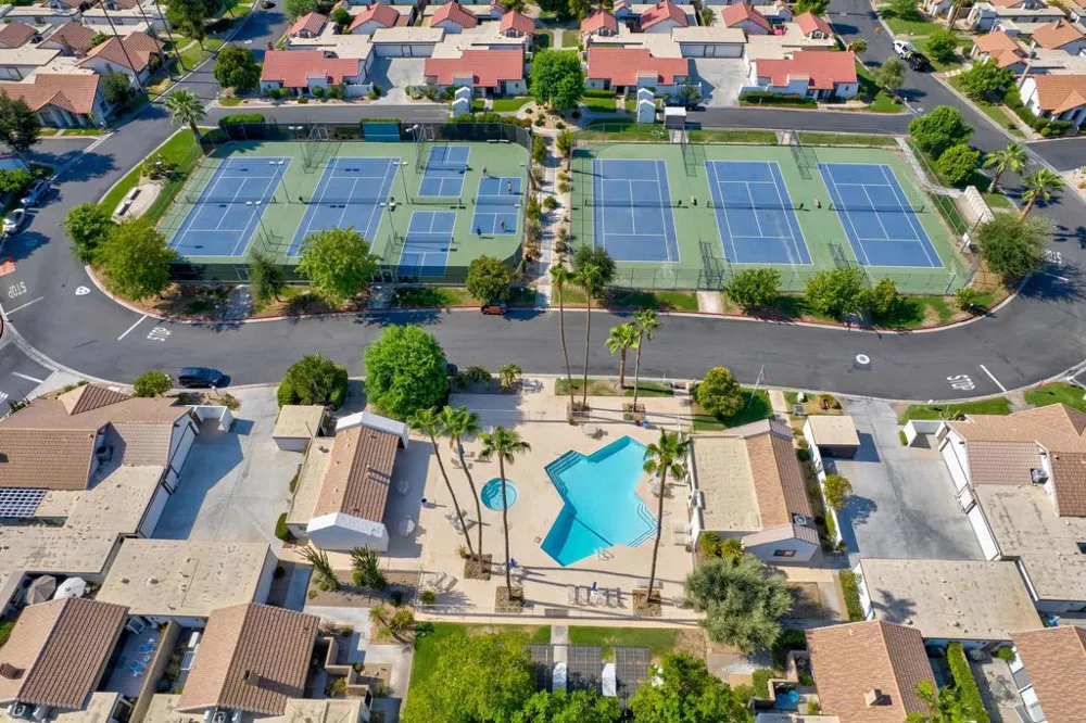 2367 Miramonte Circle W #C Palm Springs, CA 92264