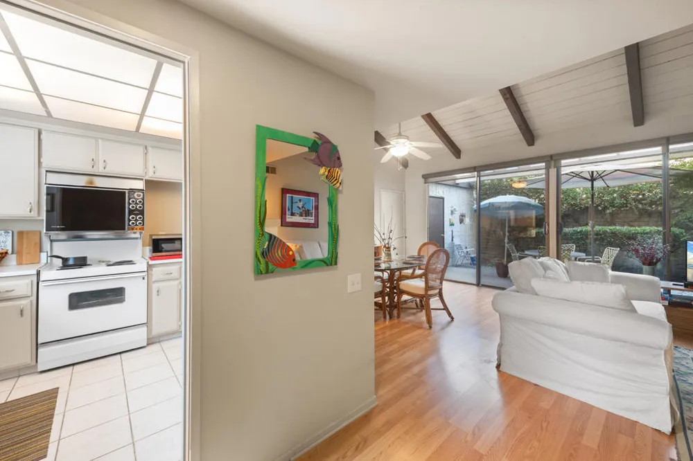 2367 Miramonte Circle W #C Palm Springs, CA 92264