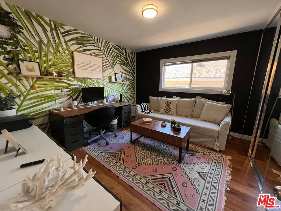 22477 Liberty Bell Road Calabasas, CA 91302