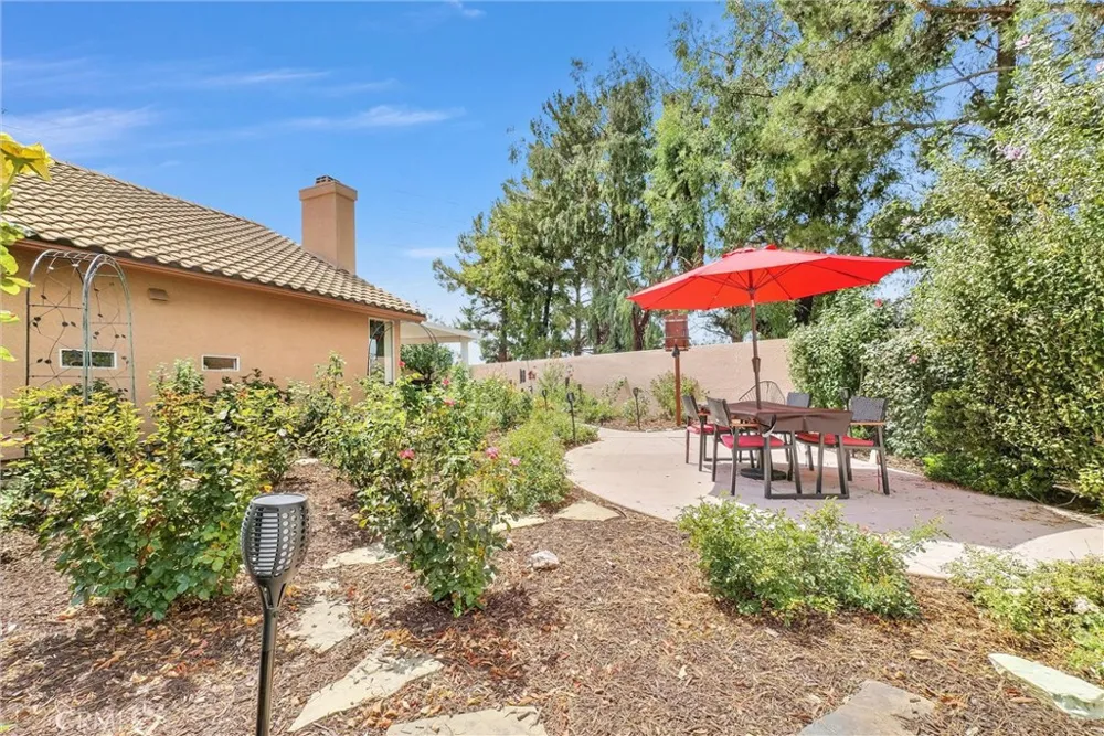 1523 Paradise Island Banning, CA 92220