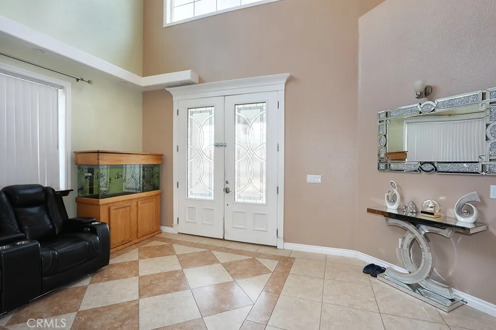 17715 Vista Point Victorville, CA 92395