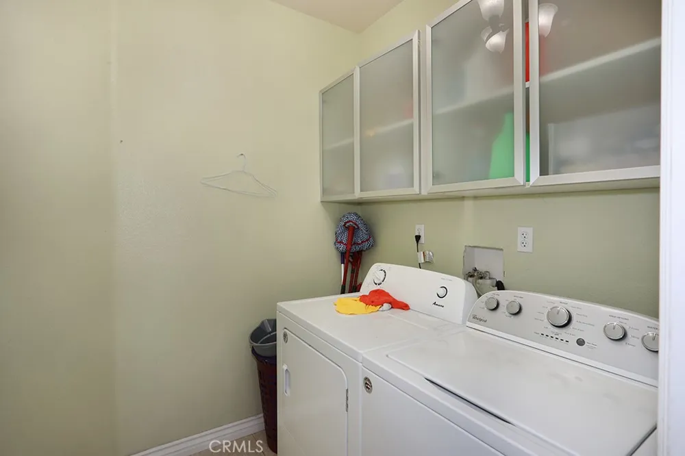 17715 Vista Point Victorville, CA 92395