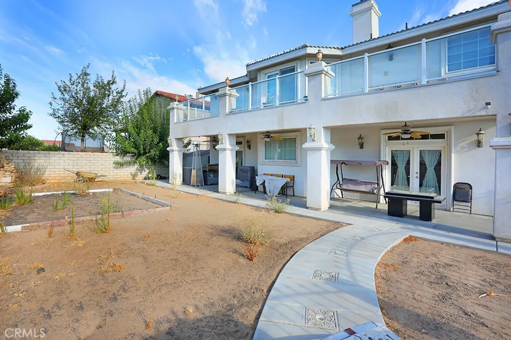 17715 Vista Point Victorville, CA 92395