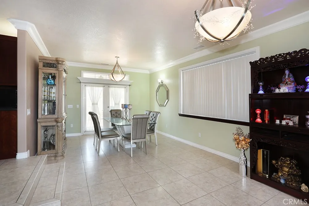 17715 Vista Point Victorville, CA 92395