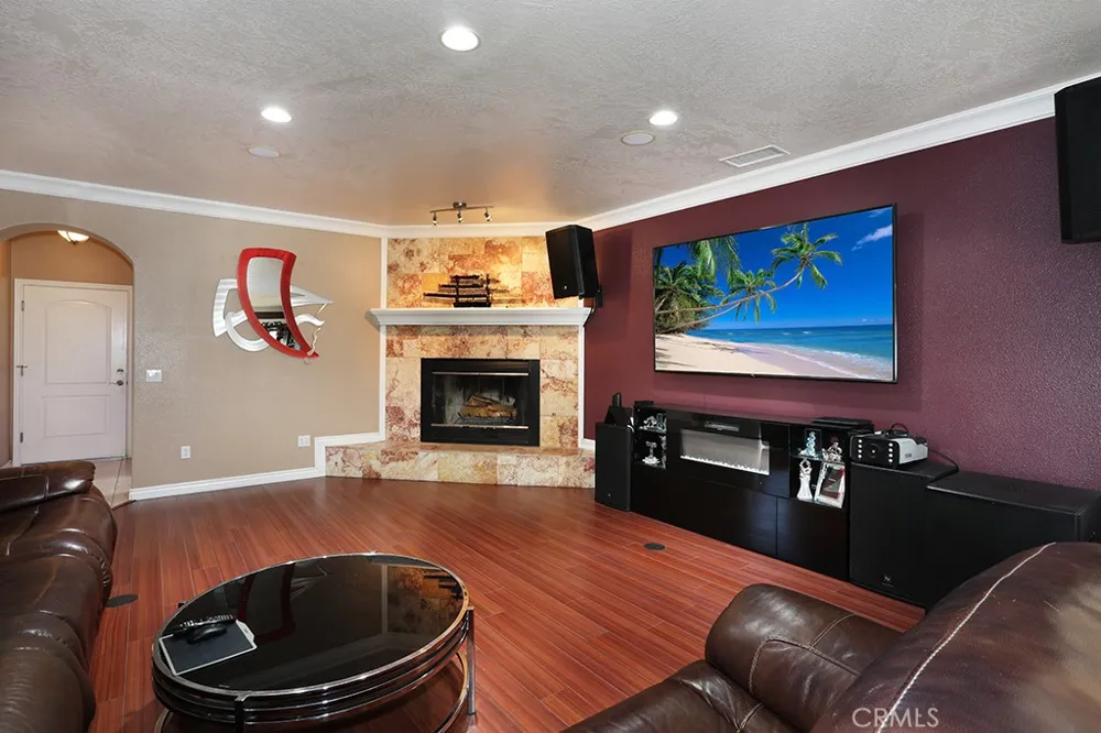 17715 Vista Point Victorville, CA 92395
