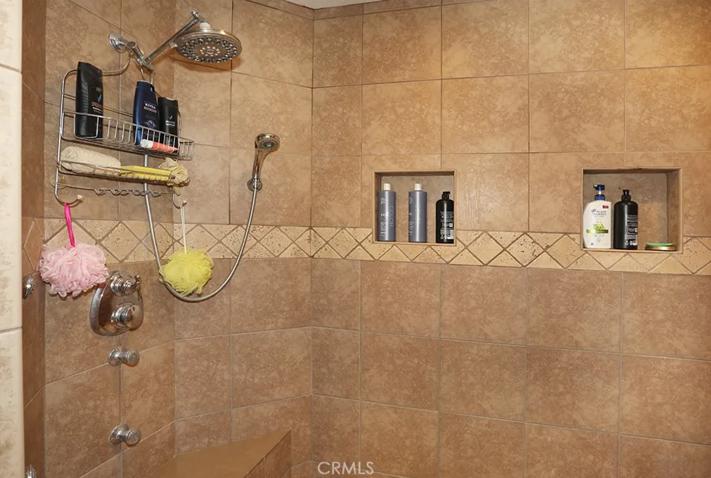 17715 Vista Point Victorville, CA 92395