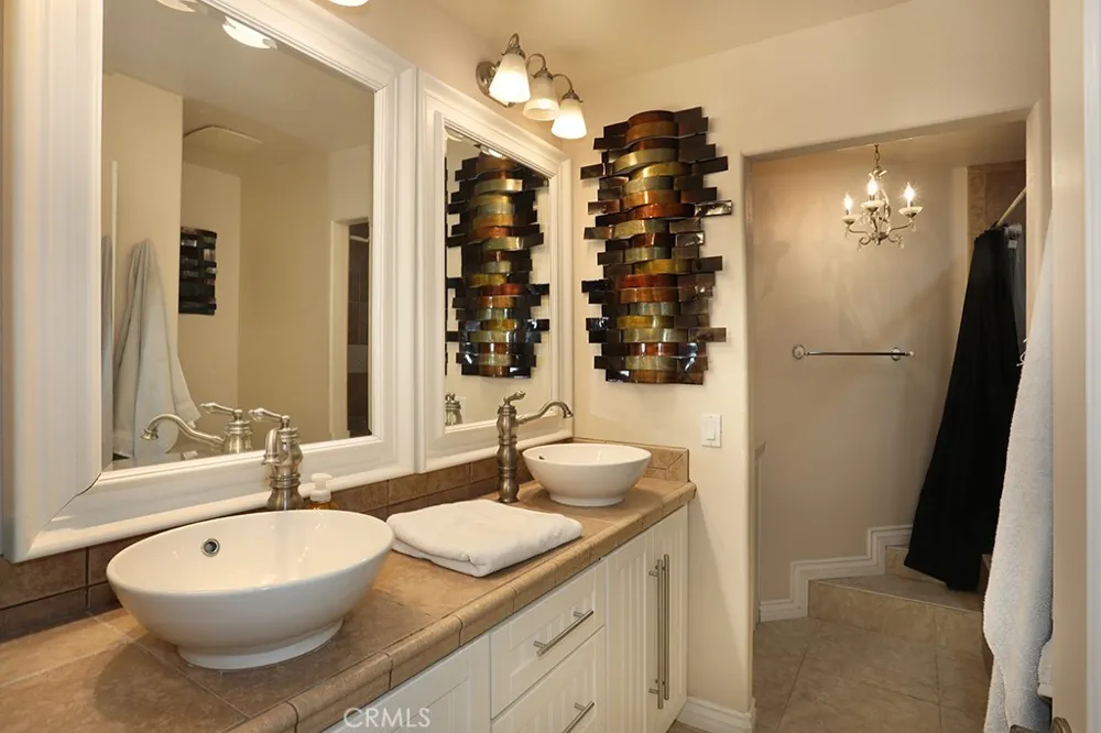 17715 Vista Point Victorville, CA 92395