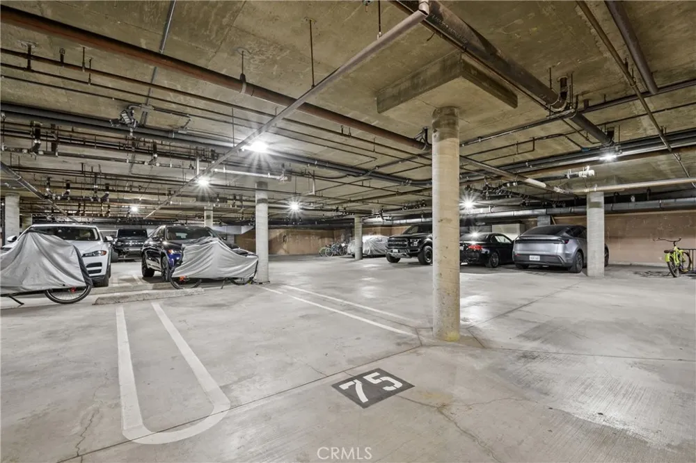 2000 Pacific Coast HWY APT 308 Huntington Beach, CA 92648