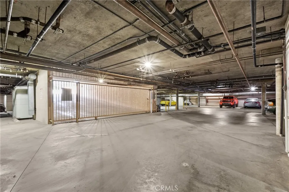 2000 Pacific Coast HWY APT 308 Huntington Beach, CA 92648