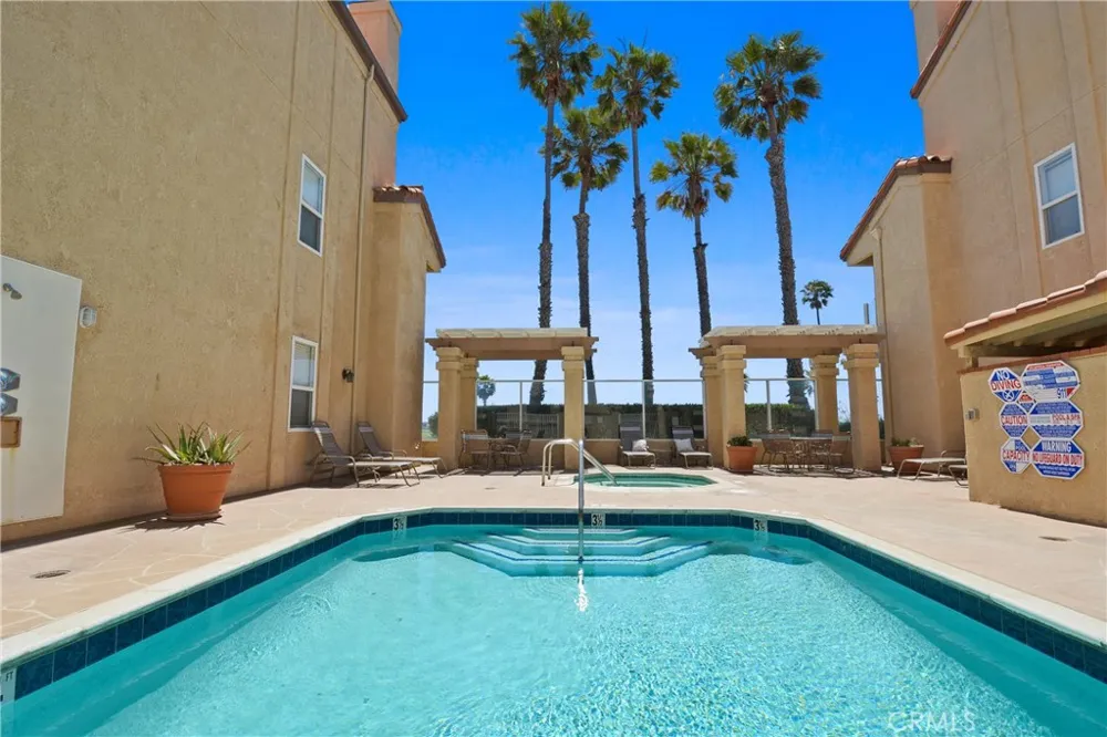 2000 Pacific Coast HWY APT 308 Huntington Beach, CA 92648